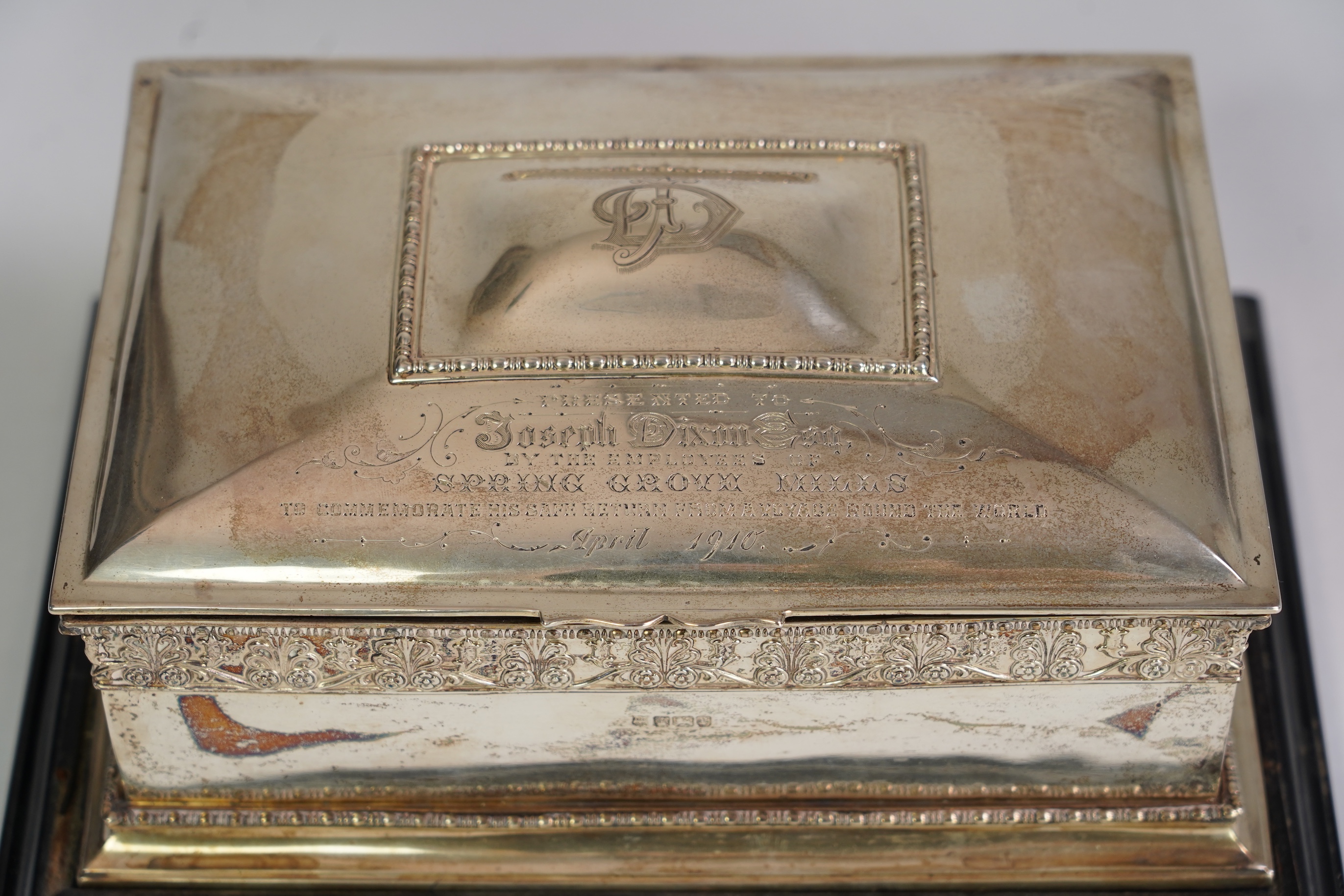 An Edwardian silver presentation cigar box, by Cooper Brothers and Sons